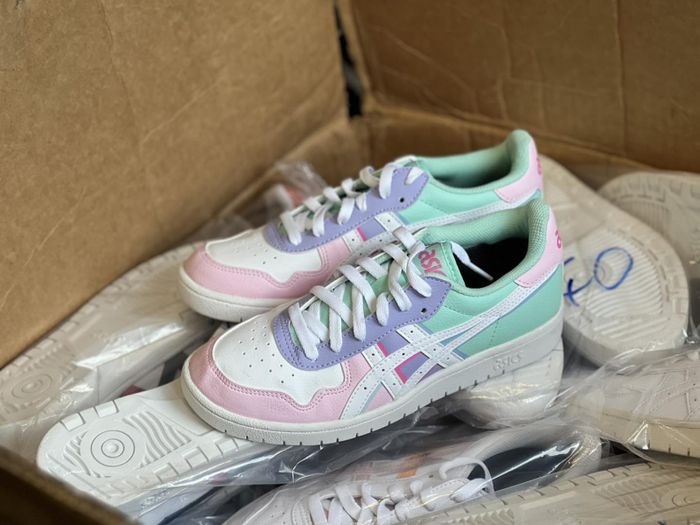 Giới thiệu về thị trường giày sneaker tại quận 3, tp.hcm