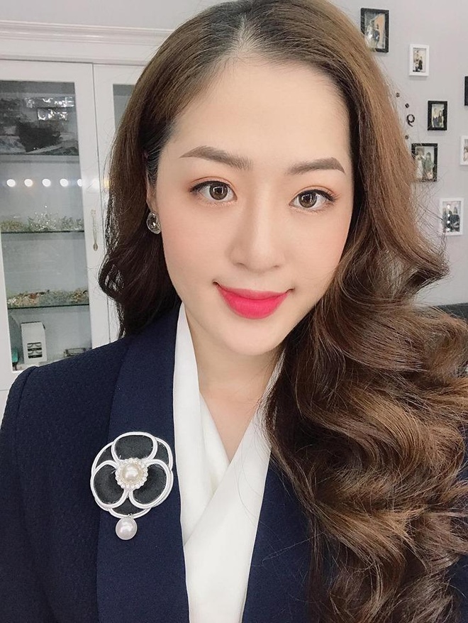 Hot girl thời tiết và những cô nàng nổi nhảy từ quảng ninh Hot girl thời tiết với những cô gái nổi bật từ quảng ninh