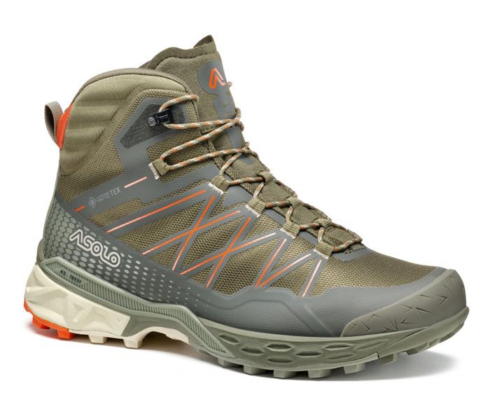 Nên mua giày leo núi loại nào? cẩm nang lựa chọn giày leo núi tốt nhất