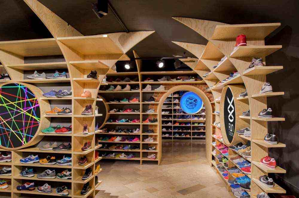 Địa chỉ siêu thị bán giày sneaker ở tp. Hà nội chính hãng sản xuất bentonivn Địa chỉ cửa hàng bán giày sneaker ở hà nội thủ đô chính thương hiệu bentonivn